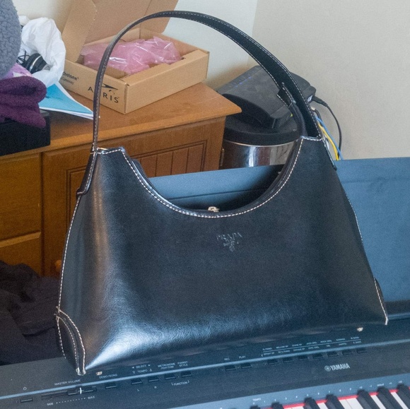 Leather hand bag usex great condition - Picture 2 of 5